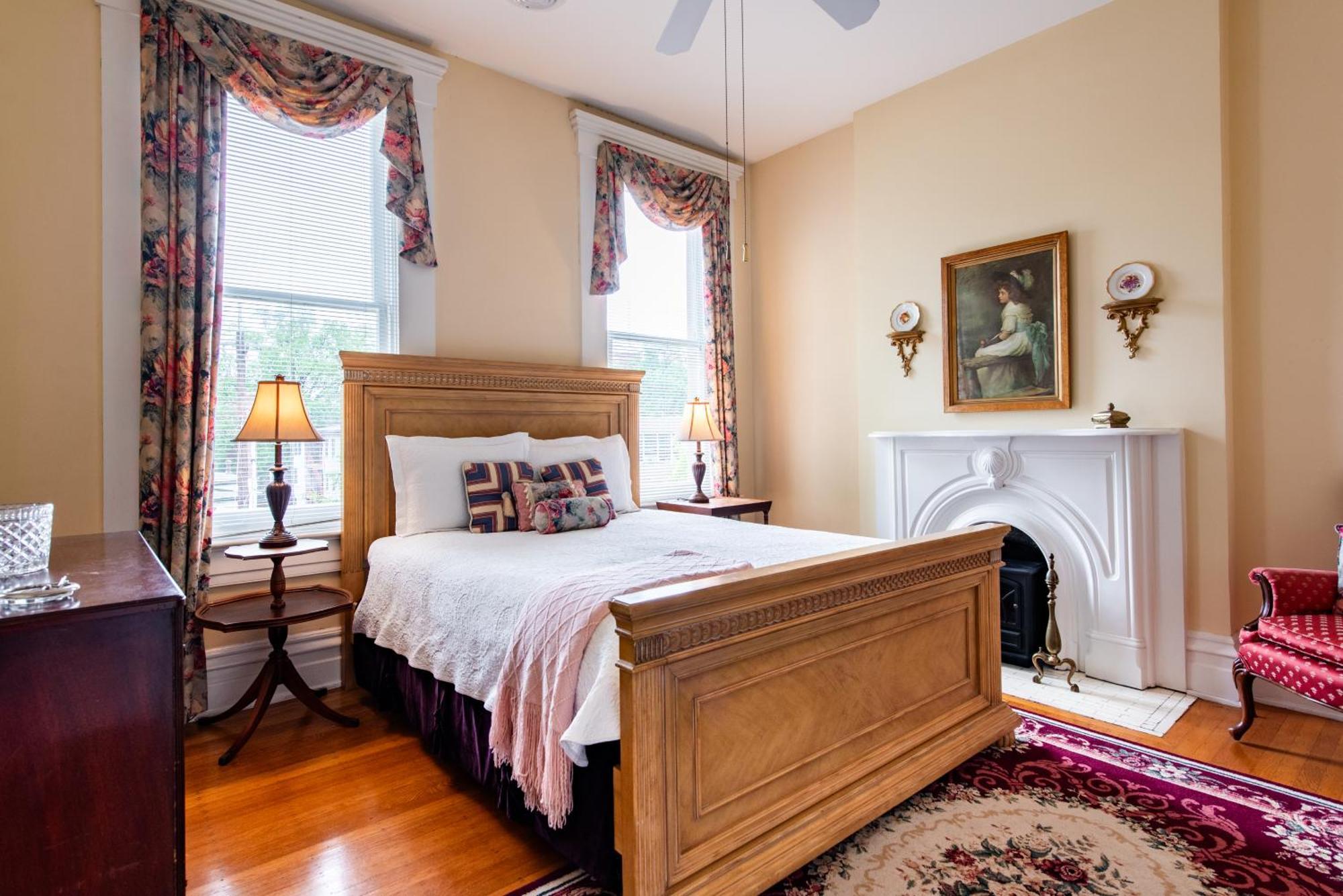 Dupont Mansion Bed & Breakfast Louisville Buitenkant foto