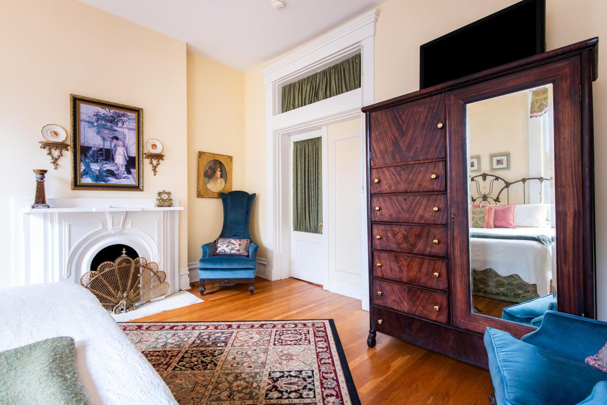 Dupont Mansion Bed & Breakfast Louisville Kamer foto