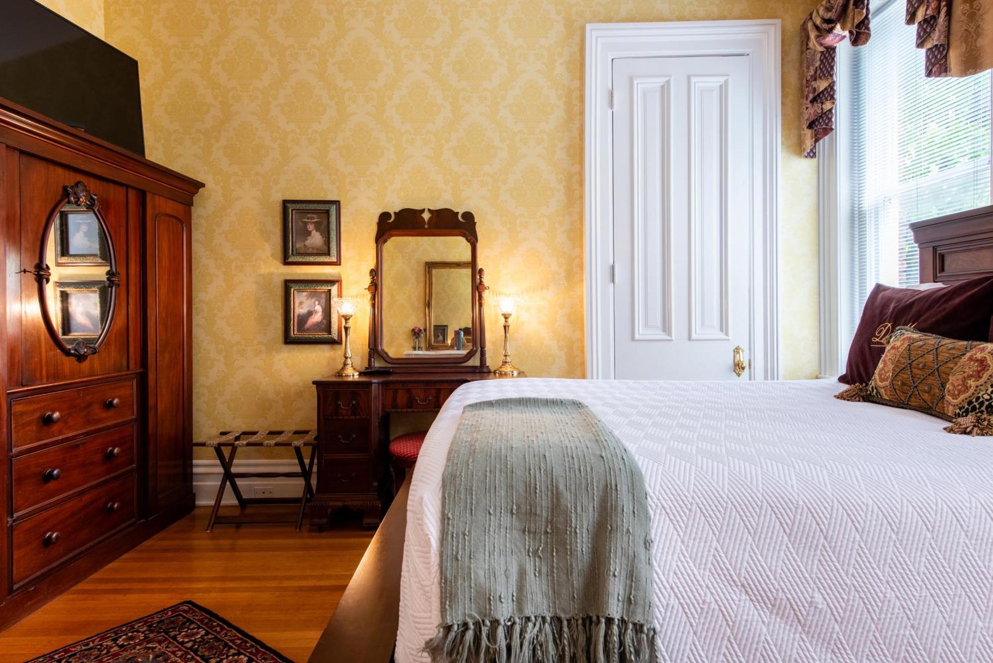 Dupont Mansion Bed & Breakfast Louisville Kamer foto